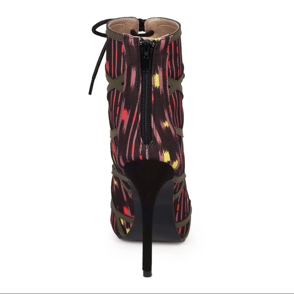 Abstract Caged Peep Toe Stiletto Ankle Bootie - Picture 4 of 6